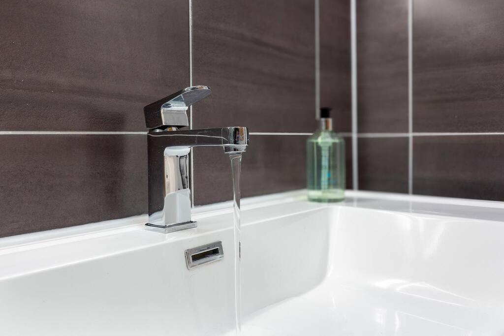 The Stylish 3-Bedroom Maisonette Retreat Stirling Esterno foto