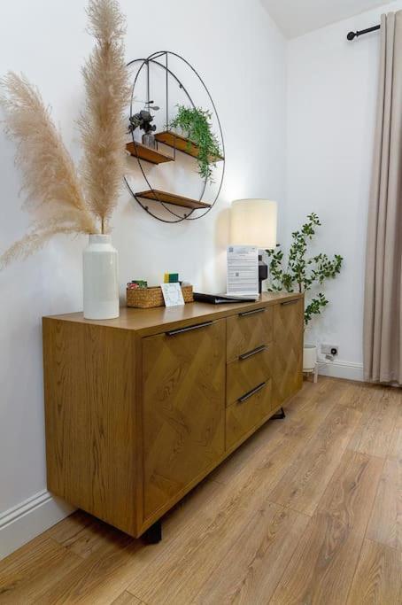 The Stylish 3-Bedroom Maisonette Retreat Stirling Esterno foto